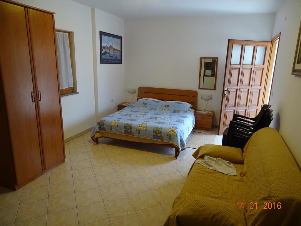 Guest House Ab Adria Home Rovinj Habitación foto
